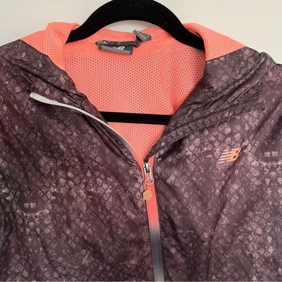 New Balance Running Jacket. EUC Size Small - Picture 2 of 10